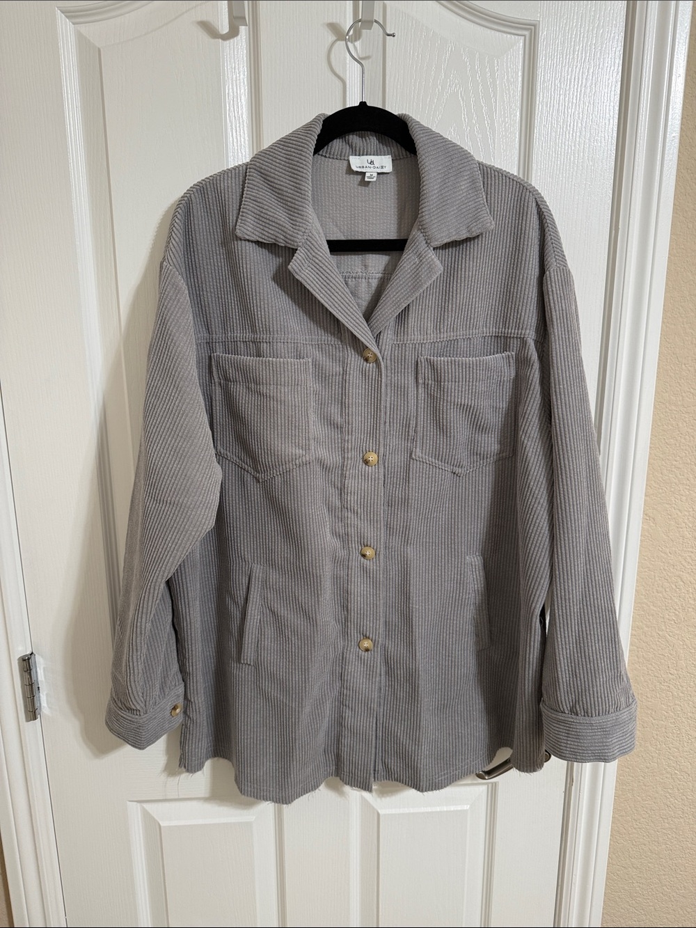 Urban Daizy Gray Corduroy Shacket - women’s